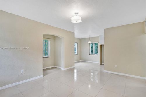 apt-15-1199 Marseille Dr, Miami Beach, FL, 33141-2834 | Card Image