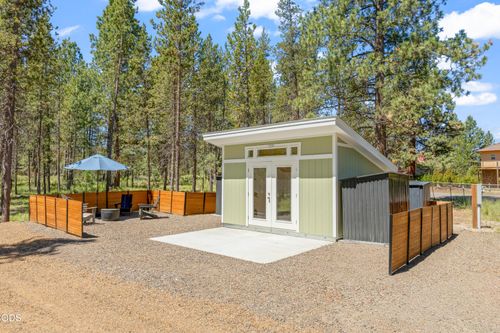 54680 Silver Fox Dr, Bend, OR, 97707-2602 | Card Image