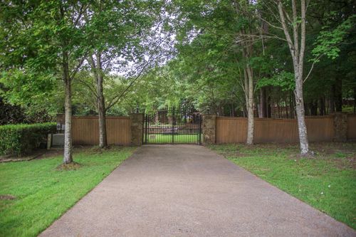 9425 &amp; 9435 Greywood Cv Cv, Unincorporated, TN, 38018 | Card Image