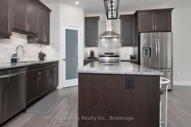 2136 Saddlerock Ave, House other with 4 bedrooms, 4 bathrooms and 2 parking in London ON | Image 11