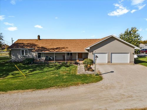 7862 E Hampshire Rd, Argenta, IL, 62501-8012 | Card Image