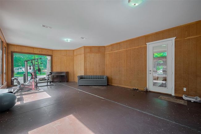610 Wrangler Rd, Home with 4 bedrooms, 3 bathrooms and 2 parking in Wallis TX | Image 32