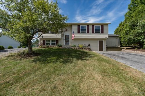 33011 Carpenter Dr, Philadelphia, NY, 13673-3159 | Card Image