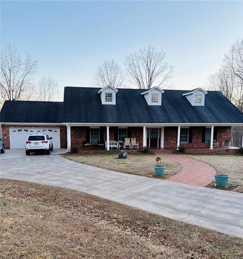 1473 Rierson Rd, Tobaccoville, NC, 27050-9134 | Card Image