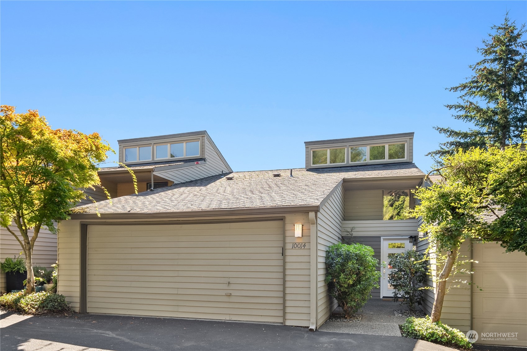 115th Ln, Kirkland, WA 98033