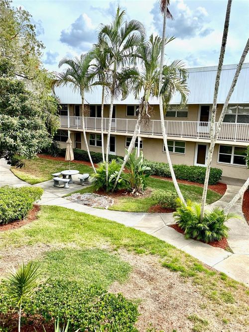 apt-17-10032 65th Ave N, St Petersburg, FL, 33708-3554 | Card Image