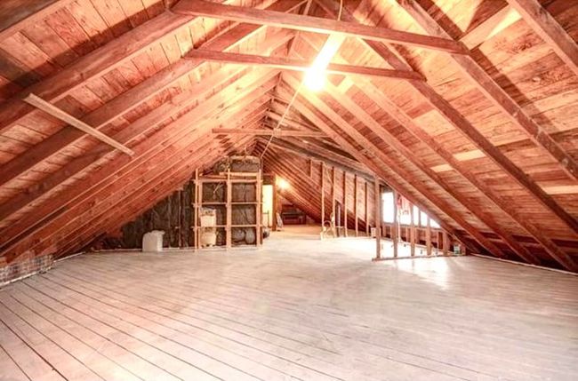 204 N Oak St, Home with 3 bedrooms, 1 bathrooms and null parking in Villa Grove IL | Image 23