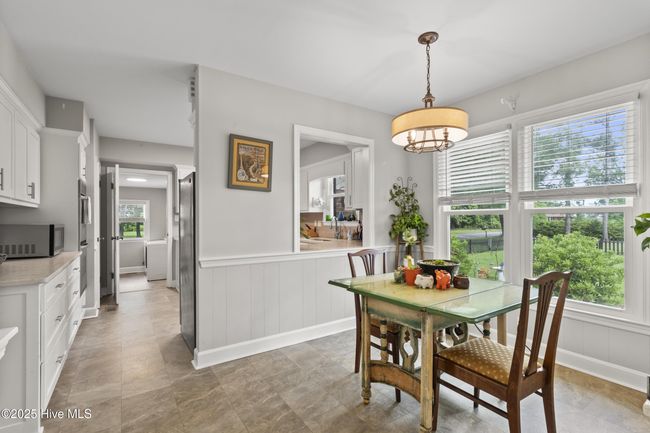 405 E Westbrook St, House other with 4 bedrooms, 3 bathrooms and 1 parking in Wallace NC | Image 8
