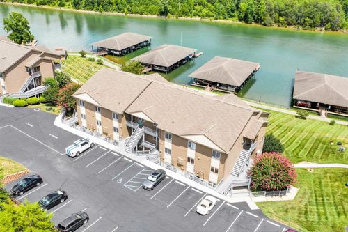 unit-1-1103 Mariners Way, Huddleston, VA, 24104-3593 | Card Image