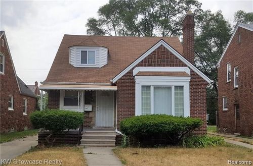 18421 Ohio St, Detroit, MI, 48221-2055 | Card Image