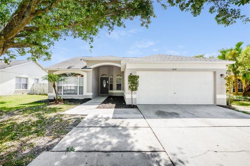 1216 Grassy Meadow Pl, BRANDON, FL, 33511-1884 | Card Image