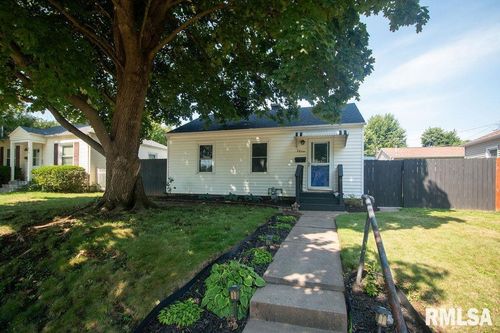 2624 Esplanade Ave, Davenport, IA, 52803-1947 | Card Image