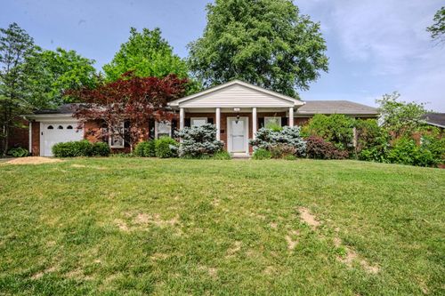 104 Papago Trl, Frankfort, KY, 40601-1584 | Card Image