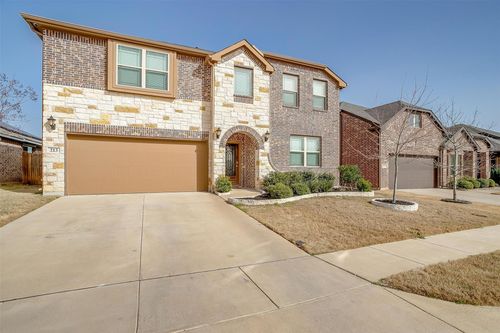 213 White Tail Ln, Alvarado, TX, 76009-3287 | Card Image