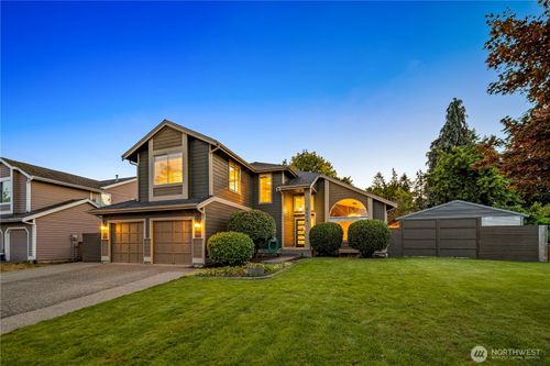 8702 63rd Ave E, Puyallup, WA, 98371-6209 | Card Image