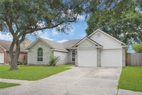 16111 Blue Mesa Ridge Dr, Friendswood, TX, 77546-2458 | Card Image