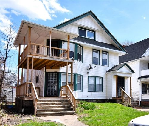 425 E 120th St, Cleveland, OH, 44108-1843 | Card Image
