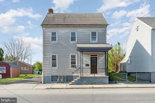 227 E Main St, Middletown, PA, 17057-2230 | Card Image