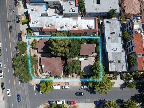 241 N Verdugo Rd, Glendale, CA, 91206-3940 | Card Image