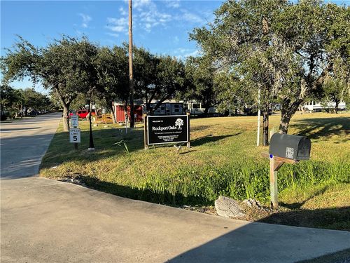 18-1406 W Corpus Christi St, Rockport, TX, 78382-6440 | Card Image