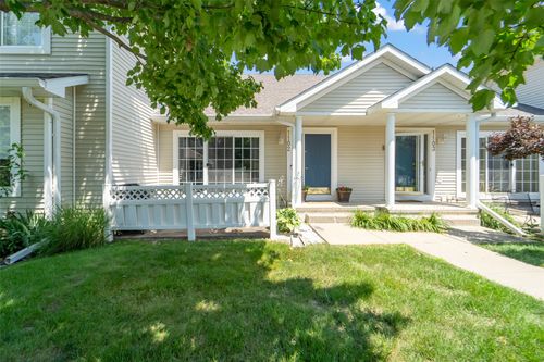 unit-1102-4425 Mills Civic Pkwy, West Des Moines, IA, 50265-5494 | Card Image