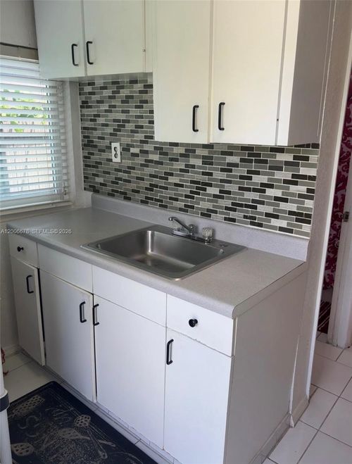 0-12823 Sw 20th Ter, Miami, FL, 33175-1315 | Card Image