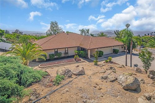 26740 Ironwood Ave, Moreno Valley, CA, 92555-1912 | Card Image