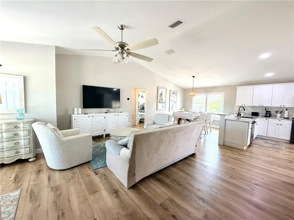 Residential Lease in BONITA SPRINGS 3