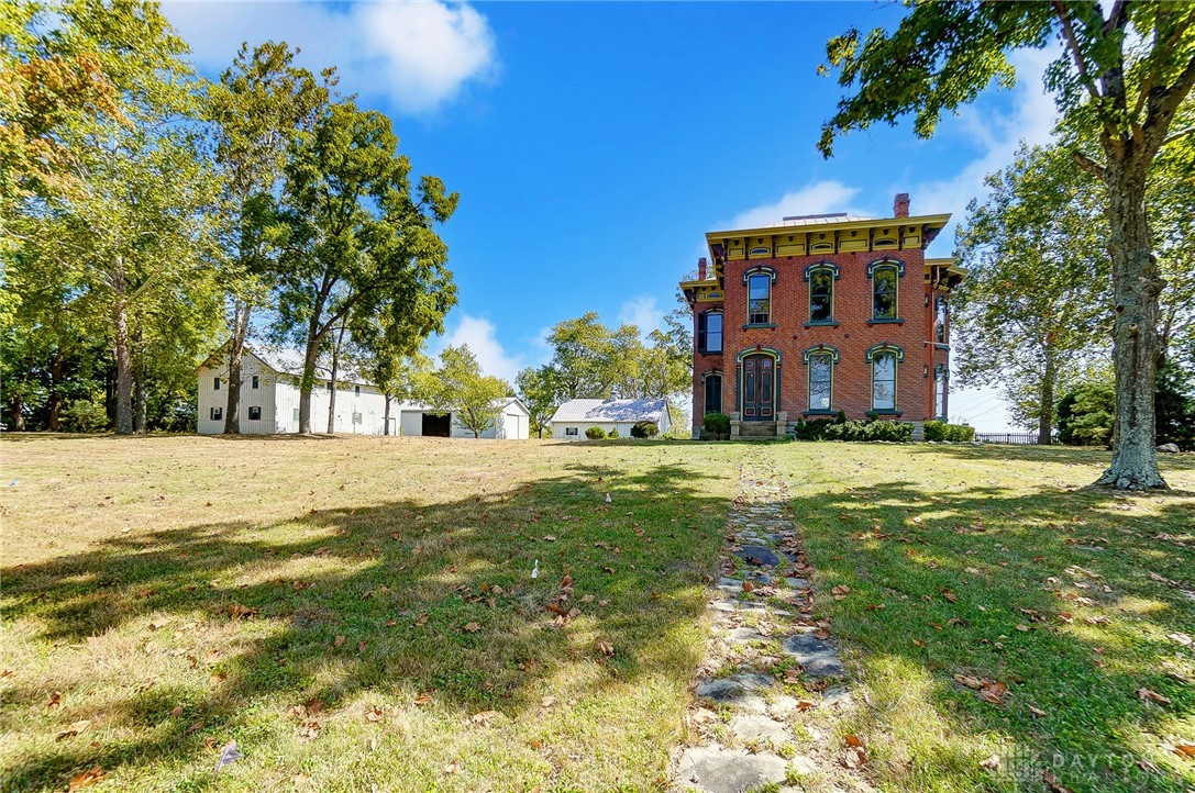 Elkton Rd, Hamilton, OH 45011