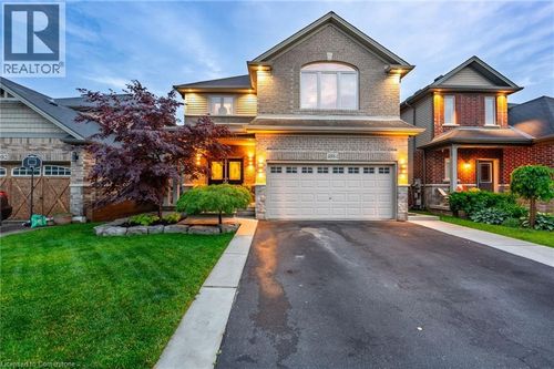 4884 Allan Crt, Beamsville, ON, L3J1M3 | Card Image
