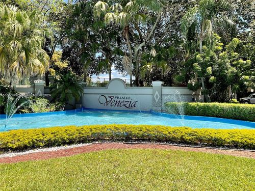 9846-9846 Nob Hill Ln, Sunrise, FL, 33351-4660 | Card Image