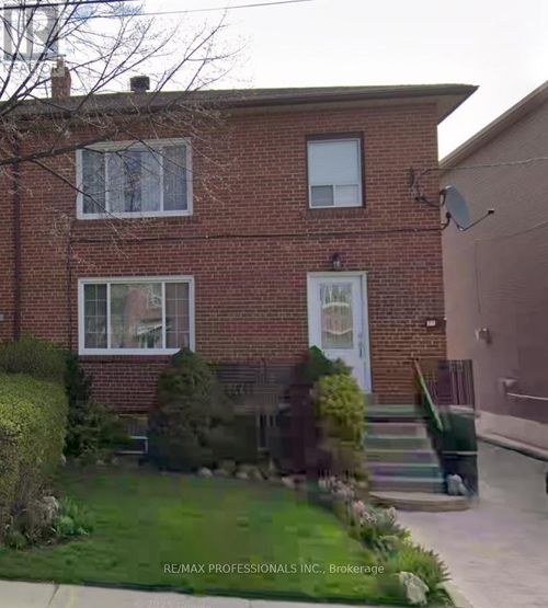 21 Connorvale Ave, Etobicoke, ON, M8W3Z9 | Card Image