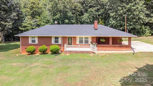 215 Suncrest Rd, Cherryville, NC, 28021-9088 | Card Image