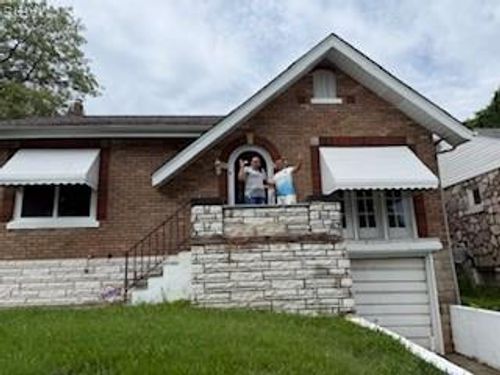 6906 Normandale Dr, Velda City, MO, 63121-5236 | Card Image