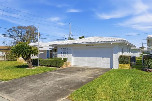 10197 44th St N, PINELLAS PARK, FL, 33782-3733 | Card Image