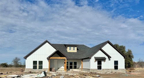 2001 Collin Street, Weatherford, TX, 76085 | Card Image