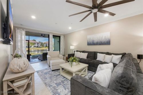 unit-104-15114 Palmer Lake Cir, NAPLES, FL, 34109-9057 | Card Image