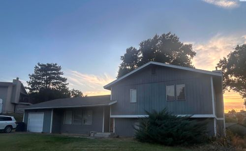 1337 Semillon Pl, Prosser, WA, 99350-1235 | Card Image