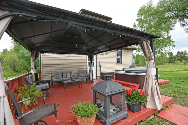 3000 Highway 654 Highway W, House other with 3 bedrooms, 2 bathrooms and 25 parking in Nipissing ON | Image 8