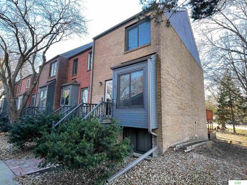 apt-8-5809 Berkeley Dr, Lincoln, NE, 68512-1801 | Card Image
