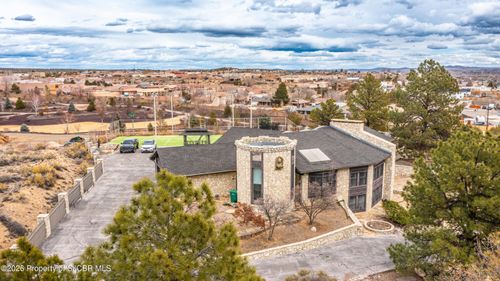 5708 Country Club Road, Farmington, NM, 87402 | Card Image