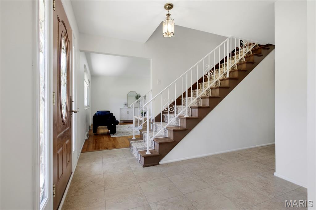 Residential in Creve Coeur 3