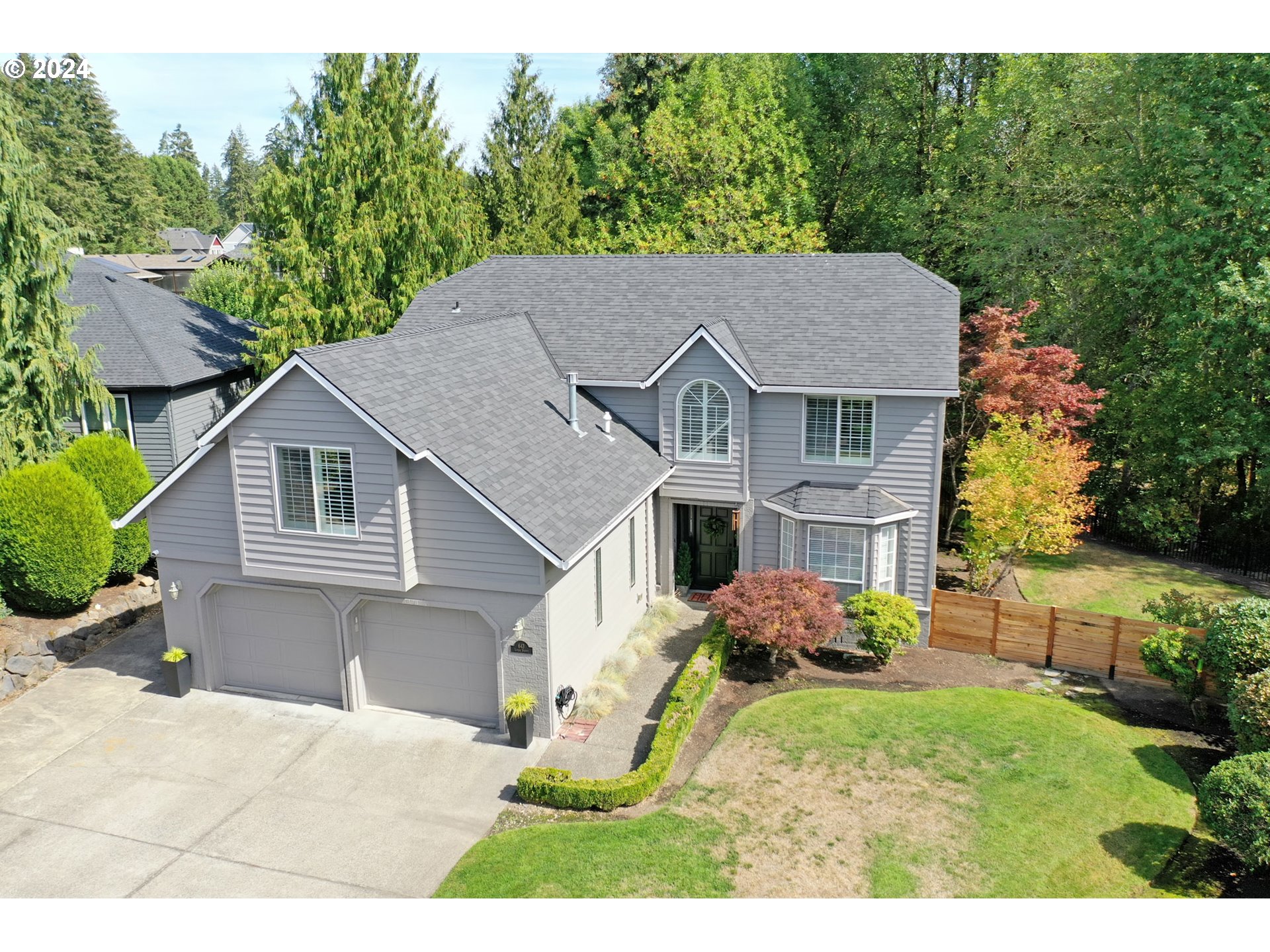 Lenox St, Hillsboro, OR 97124