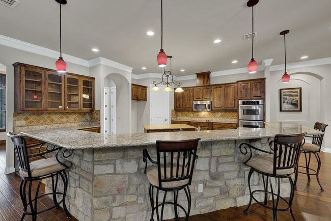 116 San Salvadore, House other with 4 bedrooms, 3 bathrooms and 5 parking in Canyon Lake TX | Image 11