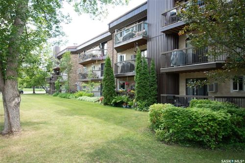 310 - 730A Heritage Lane, Condo with 2 bedrooms, 1 bathrooms and 1 parking in Saskatoon SK | Card Image
