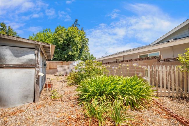 695 W 13 Th St, House other with 2 bedrooms, 2 bathrooms and 1 parking in Upland CA | Image 35