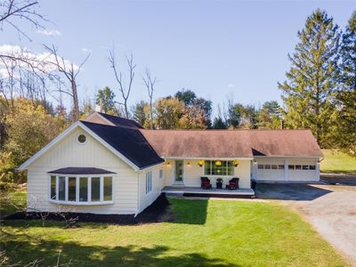 Welcome To 1985 Dublin Rd. Penfield School District. Maintenance free exterior and vinyl replacement windows. | Image 1