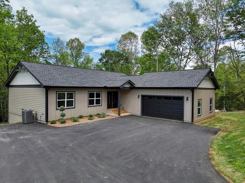 137 Oxford Trl, Blairsville, GA, 30512 | Card Image