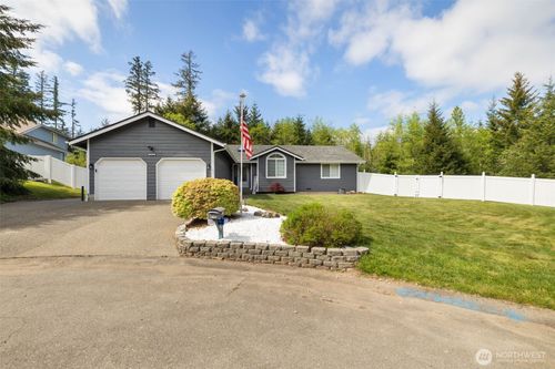 6432 Crossing Pl Sw, Port Orchard, WA, 98367-7638 | Card Image