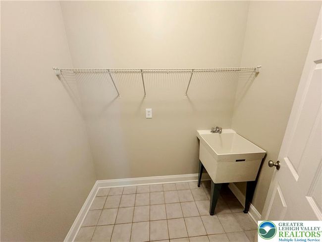 4620 Graystone Dr, House other with 4 bedrooms, 4 bathrooms and null parking in NAZARETH PA | Image 29